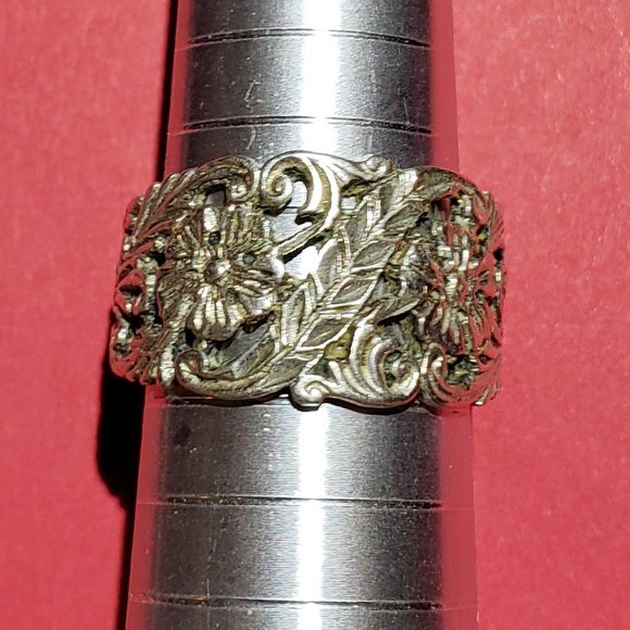 Vintage 925 Silver Leaf & Flower Ring - Picture 2 of 5